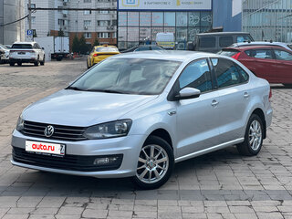 2016 Volkswagen Polo V Рестайлинг, серебристый, 990000 рублей, вид 1