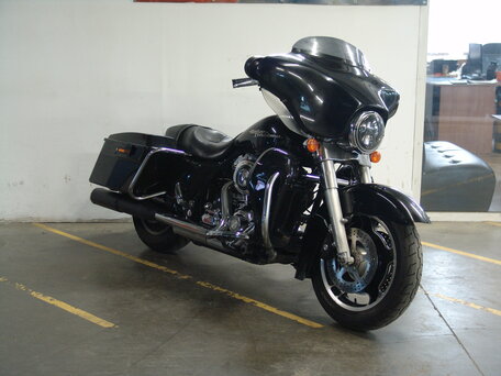 2008 Harley-Davidson Street Glide, чёрный, 1100000 рублей, вид 1