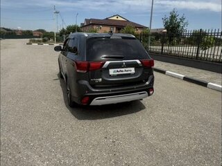 2021 Mitsubishi Outlander III Рестайлинг 3, серый, 3200000 рублей, вид 5