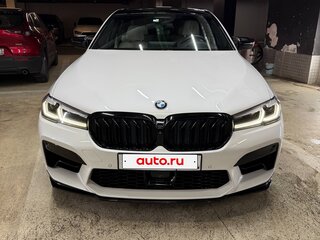 2020 BMW 5 серии 540i VII (G30/G31/G38) Рестайлинг, белый, 4990000 рублей, вид 1