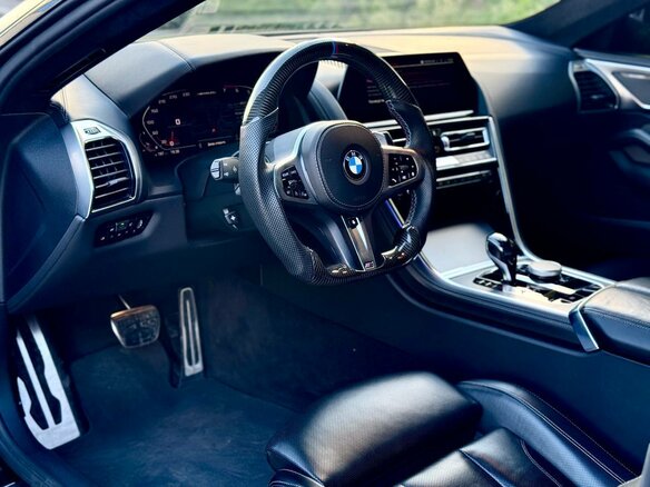2021 BMW 8 серии M850i xDrive II (G14/G15/G16), чёрный, 8000000 рублей - вид 30