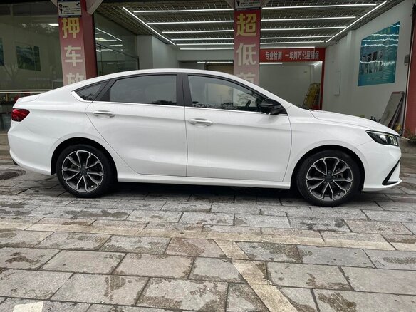 2022 Geely Binrui I Рестайлинг, белый, 1100000 рублей - вид 5