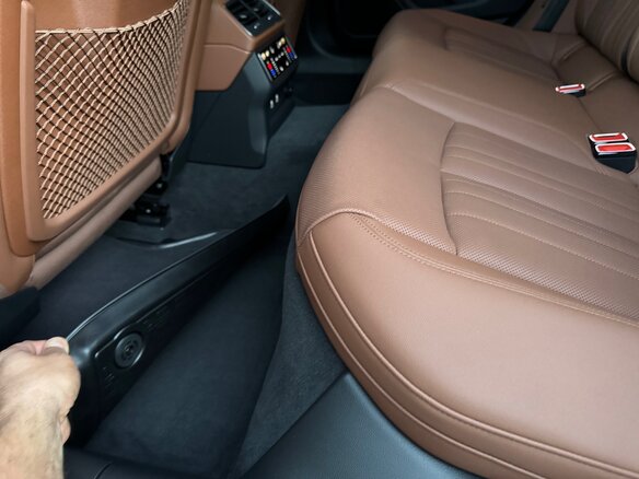 2022 Audi A6 45 TFSI V (C8) Рестайлинг, белый, 6600000 рублей - вид 31