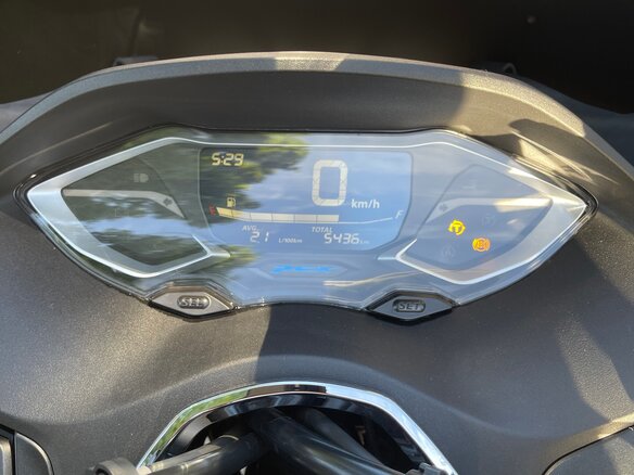 2021 Honda PCX 125, чёрный, 350000 рублей - вид 3