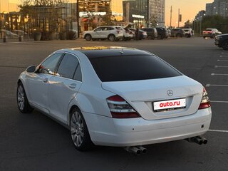 2006 Mercedes-Benz S-Класс 500 V (W221), белый, 625000 рублей, вид 5