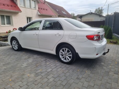 2012 Toyota Corolla X (E140, E150) Рестайлинг, белый, 1050000 рублей, вид 5