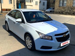 2012 Chevrolet Cruze I, белый, 600000 рублей, вид 3