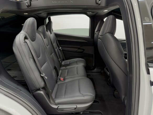 2022 Tesla Model X Long Range I Рестайлинг, белый, 7869000 рублей - вид 6