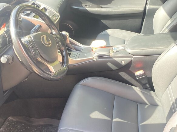 2020 Lexus NX 300 I Рестайлинг, чёрный, 2900000 рублей - вид 3