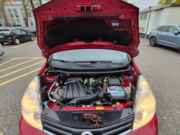 2013 Nissan Note I Рестайлинг, красный, 460000 рублей - вид 14