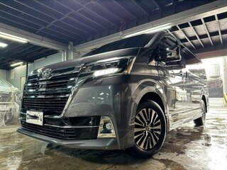 2024 Toyota HiAce H300, серый, 7500000 рублей, вид 4