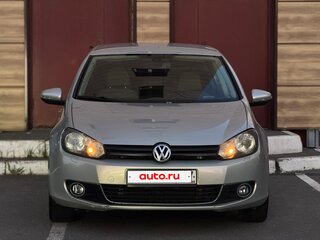 2010 Volkswagen Golf VI, серебристый, 850000 рублей, вид 1