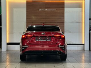 2021 Kia Cerato IV, красный, 2099900 рублей, вид 5