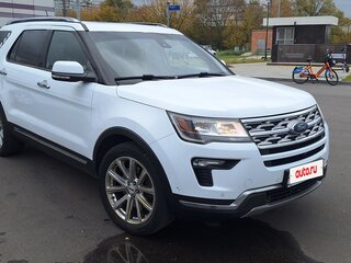 2019 Ford Explorer V Рестайлинг 2, белый, 2600000 рублей, вид 2