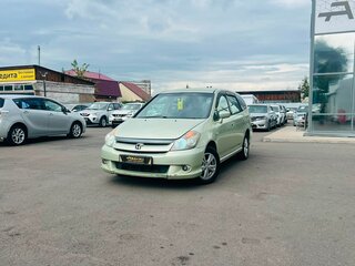 Honda Stream I Рестайлинг