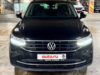 2021 Volkswagen Tiguan II Рестайлинг, чёрный, 3775000 рублей, вид 4