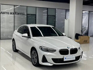 2023 BMW 1 серии 120i III (F52) Рестайлинг, белый, 1392700 рублей, вид 2