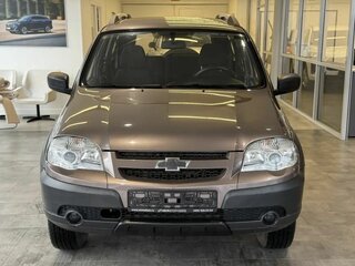 2013 Chevrolet Niva I Рестайлинг, коричневый, 536000 рублей, вид 2