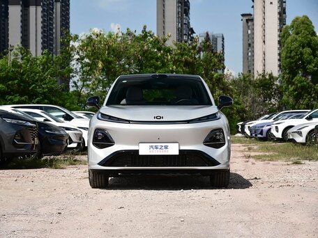 2026 Changan Qiyuan Q05 51.9 kWh II, серебристый, 2290000 рублей, вид 2