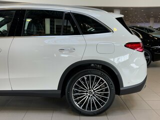 2025 Mercedes-Benz GLC 300 II (X254), белый, 8800000 рублей, вид 3