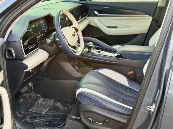2022 Geely Monjaro (Xingyue L) Hi-P I, серый, 2799000 рублей - вид 9