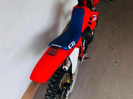 1986 Honda CR 125R, красный, 500000 рублей, вид 4