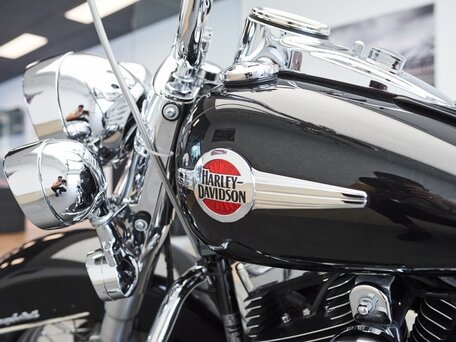 2016 Harley-Davidson Heritage, чёрный, 1350000 рублей, вид 3