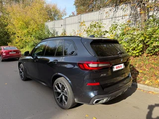 2021 BMW X5 40d IV (G05/G18), чёрный, 8000000 рублей, вид 4