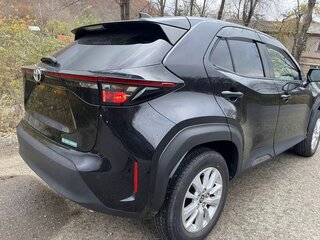 2021 Toyota Yaris Cross I, чёрный, 1300000 рублей, вид 4