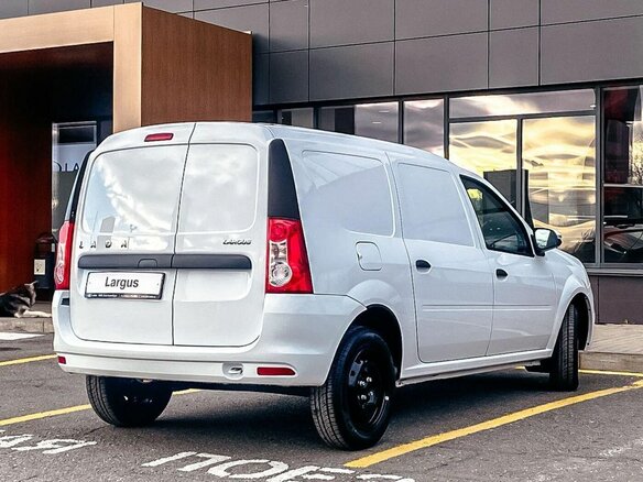 2026 Lada (ВАЗ) Largus I Рестайлинг, белый - вид 5