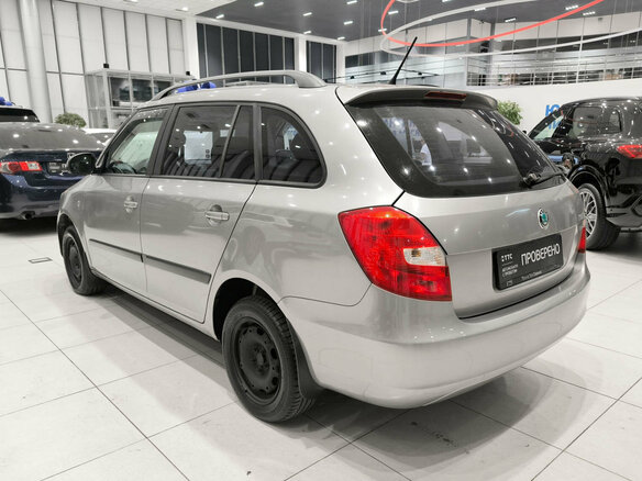 2012 Skoda Fabia II Рестайлинг, серый, 580000 рублей - вид 6