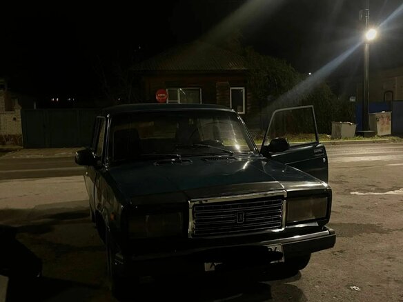 1998 Lada (ВАЗ) 2107, зелёный, 110000 рублей - вид 3