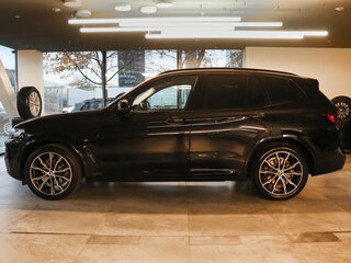 2024 BMW X3 30i xDrive III (G01) Рестайлинг, чёрный, 5797000 рублей, вид 5
