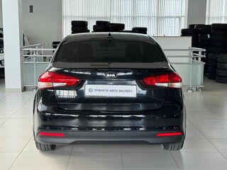 2018 Kia Cerato III Рестайлинг (Classic), чёрный, 1230000 рублей, вид 5