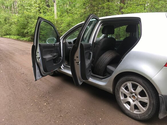2004 Volkswagen Golf V, серебристый, 419000 рублей - вид 15