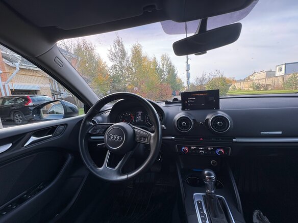 2019 Audi A3 III (8V) Рестайлинг, синий, 1650000 рублей - вид 10
