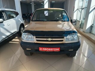 2005 Chevrolet Niva I, бежевый, 226000 рублей, вид 2