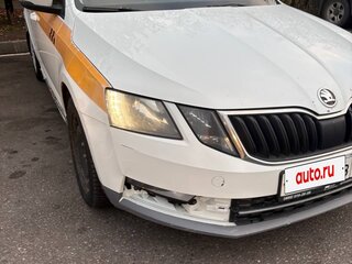 2019 Skoda Octavia III (A7) Рестайлинг, белый, 1050000 рублей, вид 2