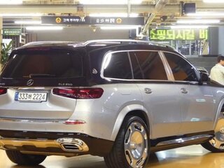 2025 Mercedes-Benz Maybach GLS 600 I Рестайлинг, серый, 23831427 рублей, вид 3