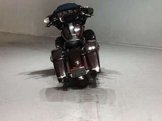 2018 Harley-Davidson CVO Street Glide, пурпурный, 2460000 рублей, вид 4