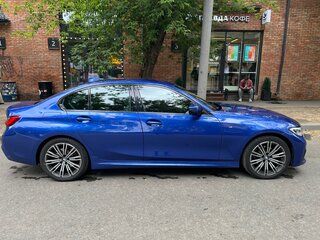 2021 BMW 3 серии 320d xDrive VII (G2x), синий, 4100000 рублей, вид 2