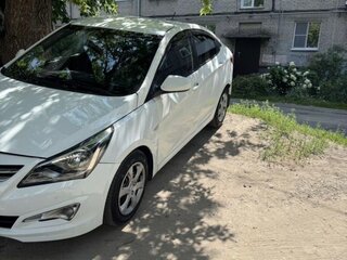 2014 Hyundai Solaris I Рестайлинг, белый, 635000 рублей, вид 1