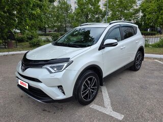 2017 Toyota RAV4 IV (XA40) Рестайлинг, белый, 2350000 рублей, вид 1