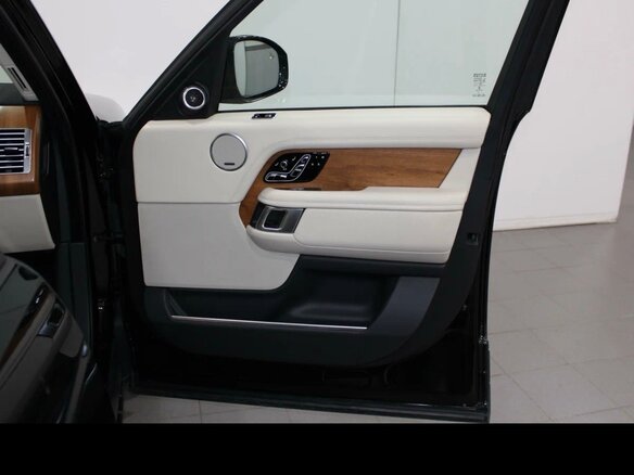 2019 Land Rover Range Rover Long IV Рестайлинг, чёрный, 7150000 рублей - вид 21