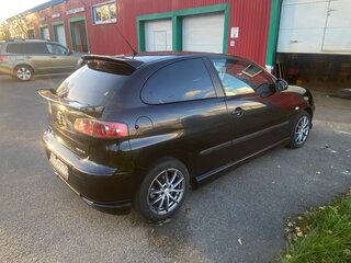 2002 SEAT Ibiza III, чёрный, 450000 рублей, вид 4