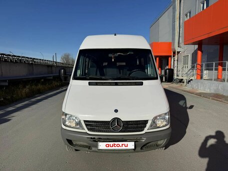 2017 Mercedes-Benz Sprinter, белый, 1570000 рублей, вид 2