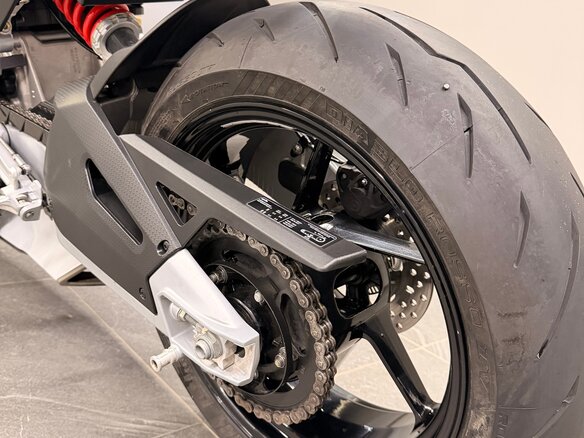 2021 Aprilia RS 660, чёрный, 1000000 рублей - вид 22