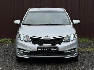 2016 Kia Rio III Рестайлинг, серебристый, 938982 рублей, вид 2