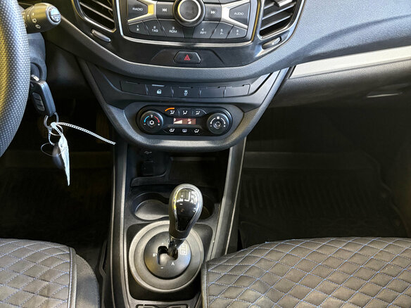 2018 Lada (ВАЗ) Vesta SW I, чёрный, 799000 рублей - вид 13