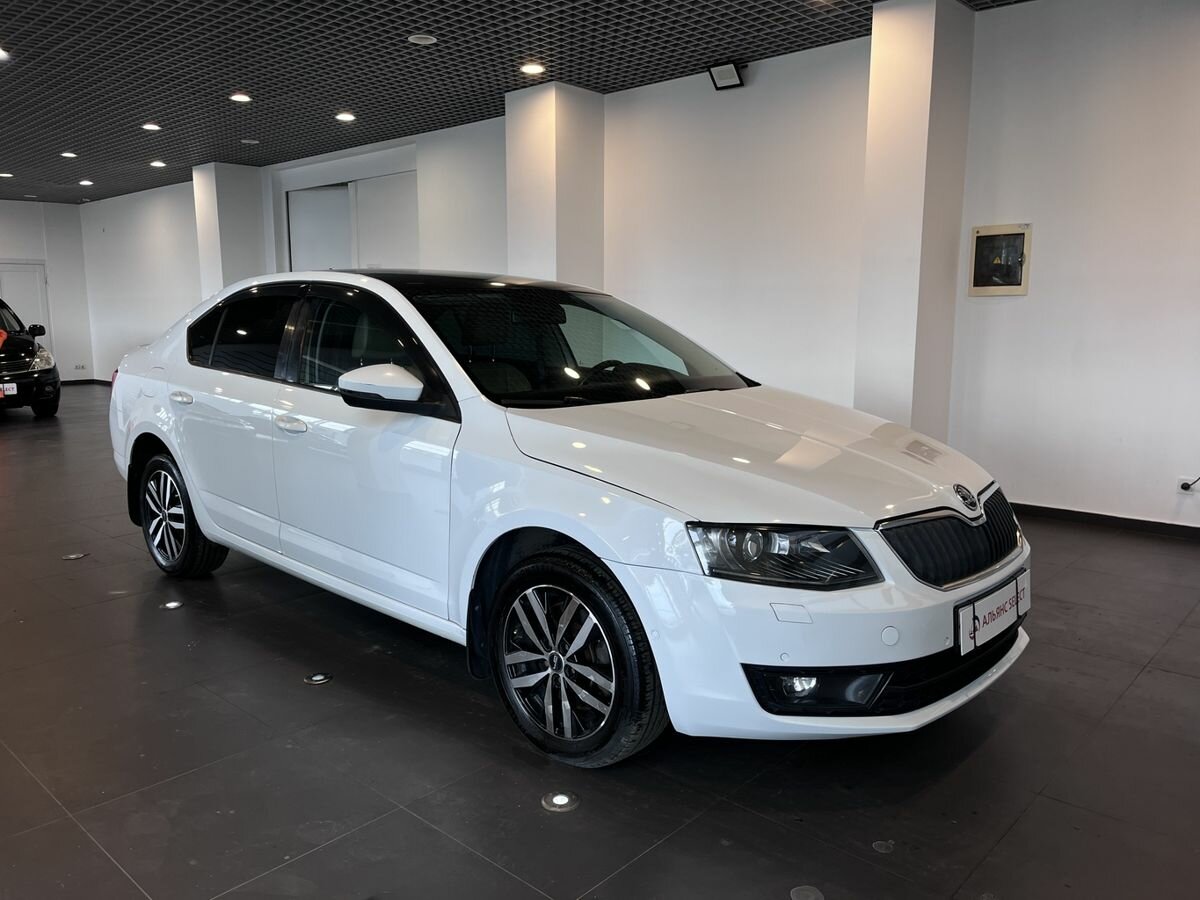 Открыть фотографии: Skoda Octavia III (A7)